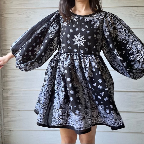 Made To Order | Handmade Bandana Dress -Black-Puff Sleeves - Picture 2 of 15